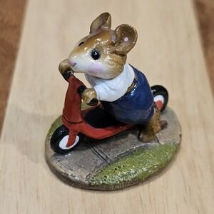 Wee Forest Folk M-152 scooter Mouse Retired Signed WP, No WFF Box 1987 Blue Pant